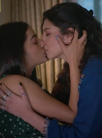 Mombian Season 02 Exclusive Hot Scenes – 1080p