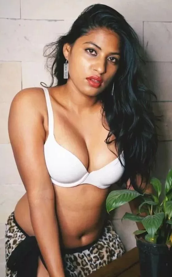 Anjali gaud Hot Uncut Naari Magazine Premium Video Ep 1