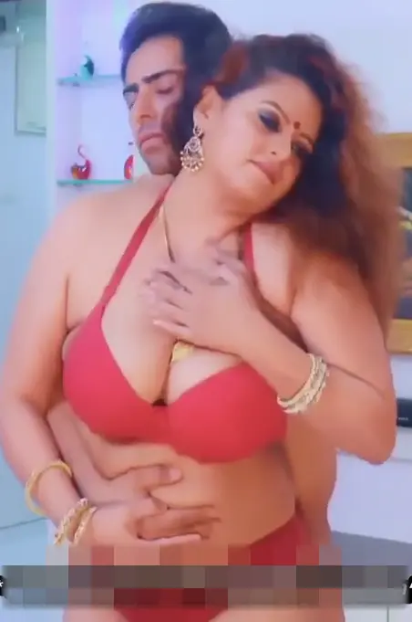 In The Night Sapna Bhabhi