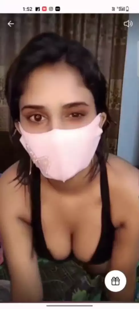 Misme in Sexy Bra & Panty Teasing & Dancing on PREMIUM Tango Live