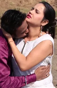 raveena negi HOT INDIAN GIRL ROMANCE WITH HIS FRIEND NEW HOT SHOT FILM