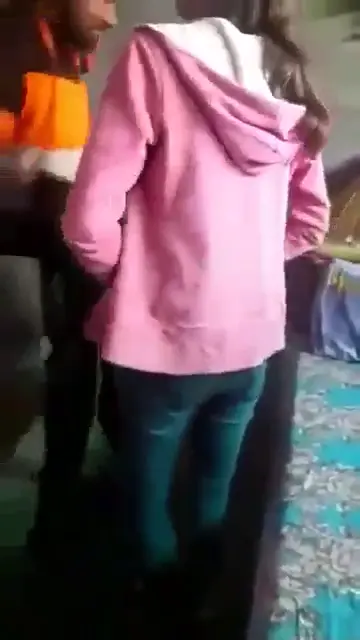कॉलेज फ्रेंड को घर पर बुलाया लंड चूसने के लिए