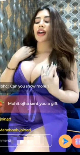 RIVIKA MANI SUPER RAREST LIVE SHOWING ASS TWERKING