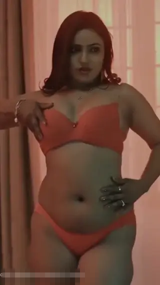 shyna khatri Nurse Ke Saath