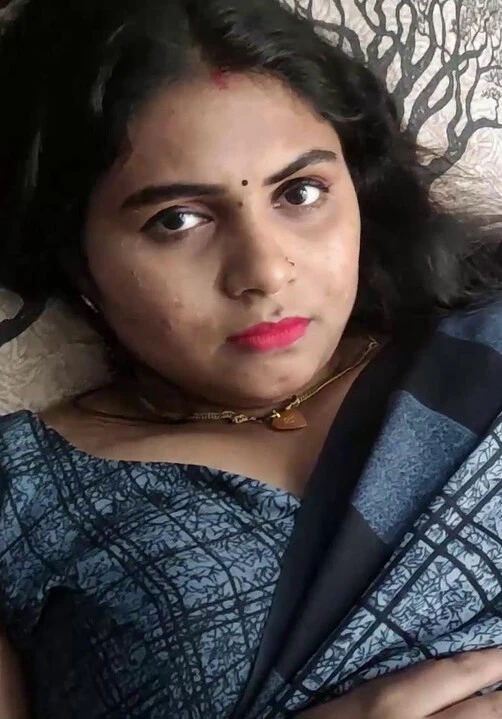 Sareee Navel Fingering Romance – Vaishnavi