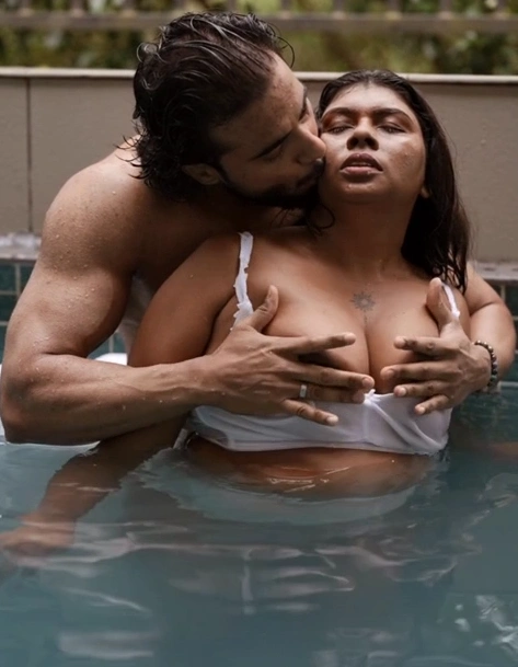 Mallu Actress Soumya Enjoying In Swimming Pool